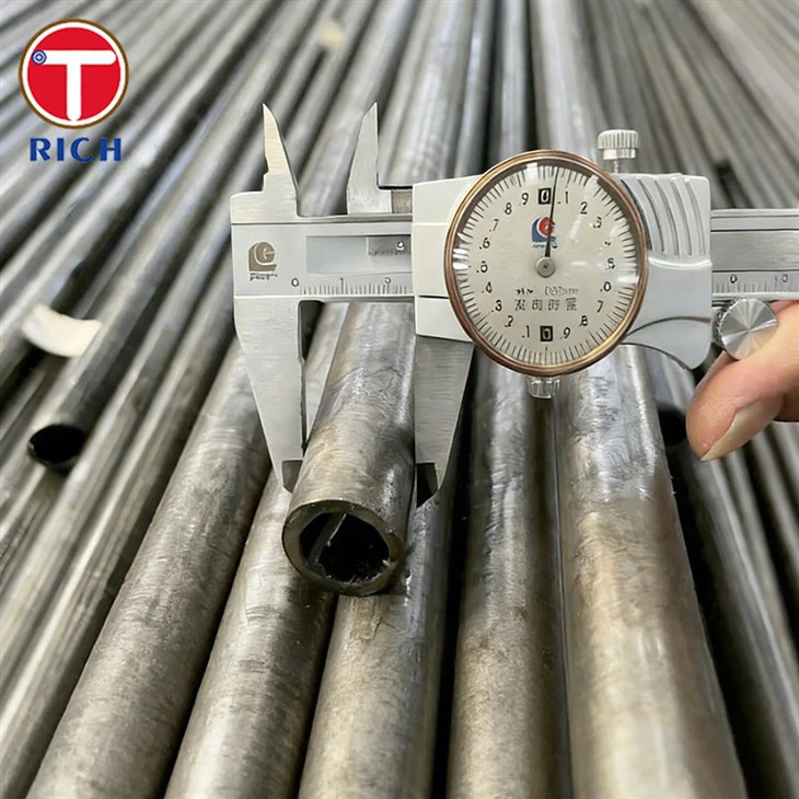 P9 Seamless Alloy Steel Pipe high quality